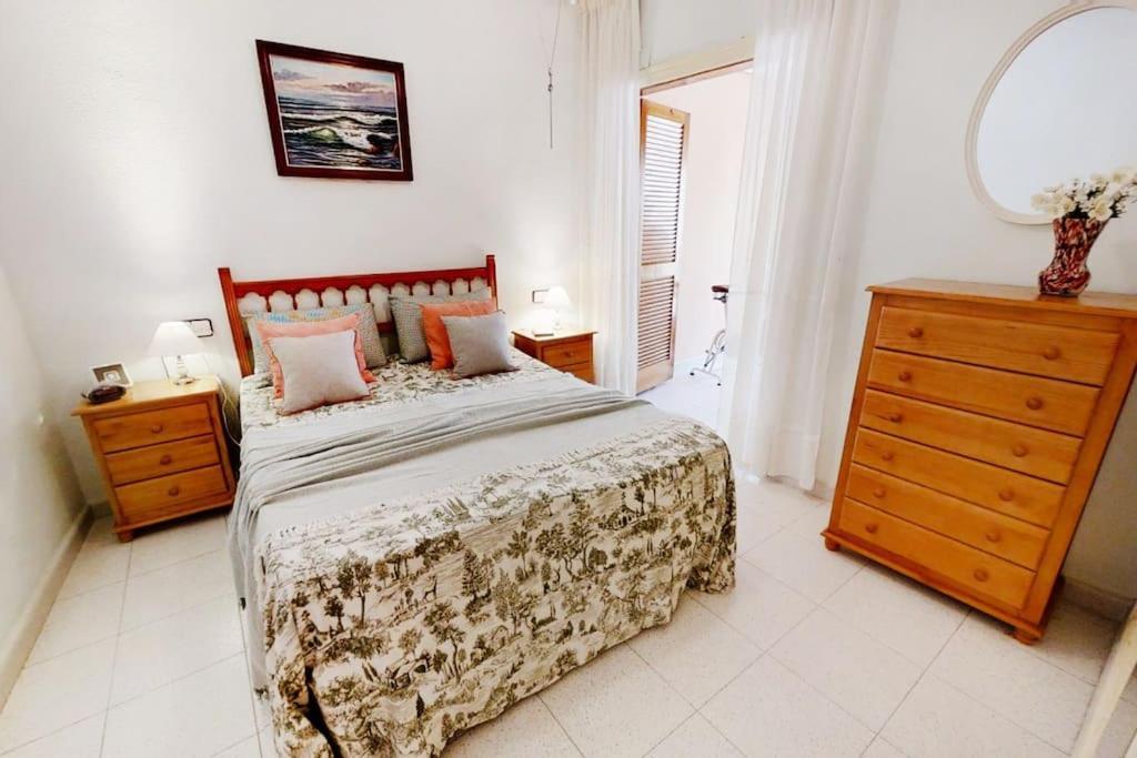 Cozy 2 Bed Playa De Locos *